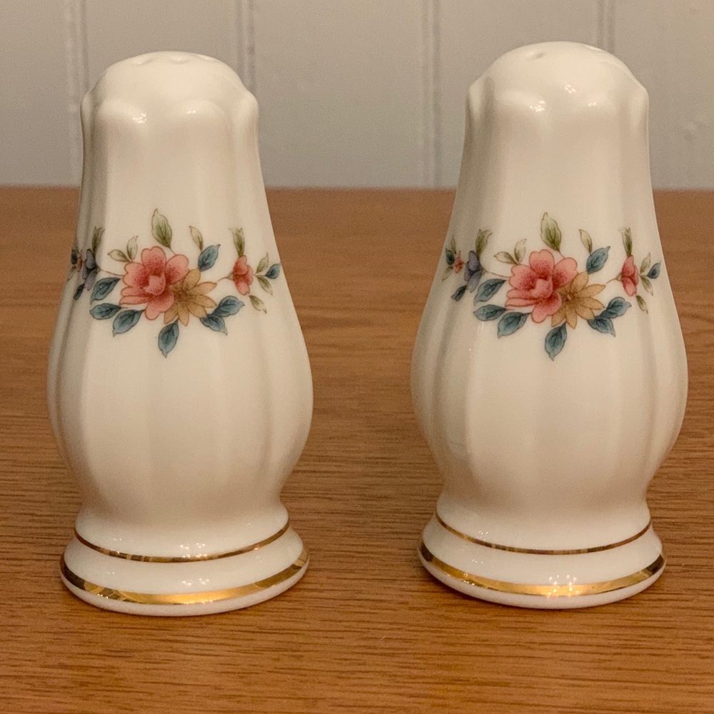 Noritake Salt & Pepper Shakers